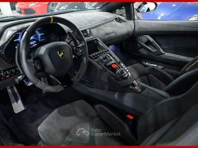 Lamborghini Aventador Ultimae 6.5 V12|FULL CARBON SPEC|IVA ESP|1 OF 350 Nero usata Vergiate