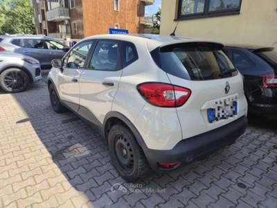 Renault Captur 1.5 dCi 8V 90 CV Start&Stop Live Bianco usata Sesto San Giovanni