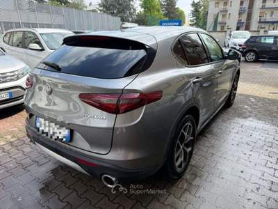 Alfa Romeo Stelvio 2.2 Turbodiesel 210 CV AT8 Q4 Executive Grigio usata Sesto San Giovanni