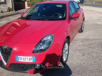 Alfa Romeo Giulietta unico proprietario Rosso usata TERNI