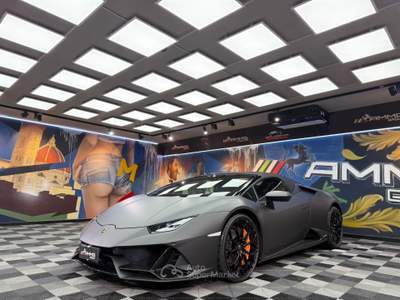 Lamborghini Huracán Huracan Huracán 5.2 V10 EVO Spyder (200) Nero usata Calenzano