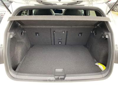 Volkswagen Golf 2.0 TDI 150 CV DSG SCR R-Line Bianco usata Sinalunga