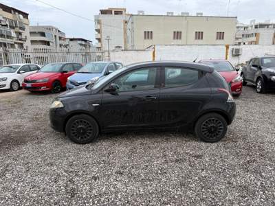 Lancia Ypsilon GPL usata Barletta