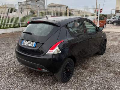 Lancia Ypsilon GPL usata Barletta