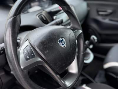 Lancia Ypsilon GPL usata Barletta