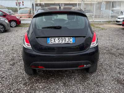 Lancia Ypsilon GPL usata Barletta