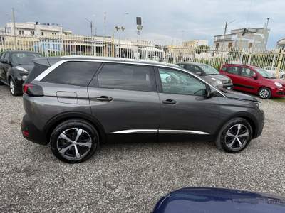 Peugeot 5008 ALLURE 7 POSTI usata Barletta