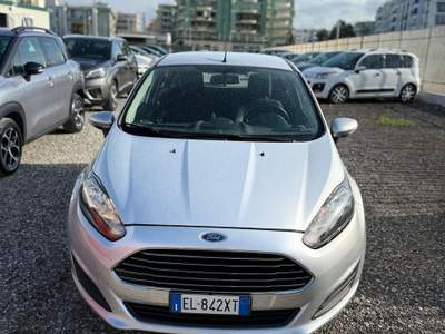 Ford Fiesta non fumatore Argento usata Barletta