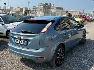 Ford Focus TITANIUM Blu/Azzurro usata Barletta