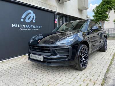 Porsche Macan III 2.0 PANORAMA LED PDLS 21" SEDILI 14 REG Nero usata Rubano