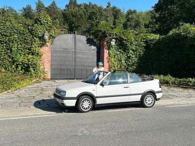 Volkswagen Golf 1.6 cat 5 porte Bianco usata Novi Ligure