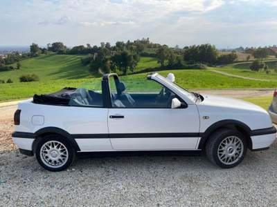 Volkswagen Golf 1.6 cat 5 porte Bianco usata Novi Ligure