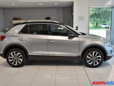 Volkswagen T-Roc 1.0 TSI 110 CV STYLE + REARVIEW + VETRI PRIVACY + Argento usata Quinzano D'oglio