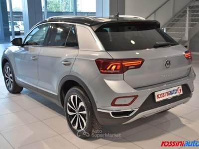 Volkswagen T-Roc 1.0 TSI 110 CV STYLE + REARVIEW + VETRI PRIVACY + Argento usata Quinzano D'oglio