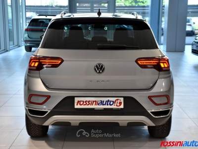 Volkswagen T-Roc 1.0 TSI 110 CV STYLE + REARVIEW + VETRI PRIVACY + Argento usata Quinzano D'oglio