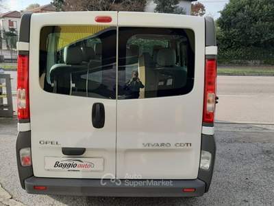 Opel Vivaro 27 2.0 CDTI 120CV AUTOMATICO 9 posti Bianco usata Rossano Veneto