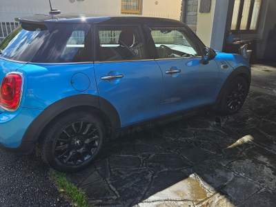 MINI Cooper Causa scarso utilizzo, condizioni pari al nuovo. Blu/Azzurro usata Cortemilia