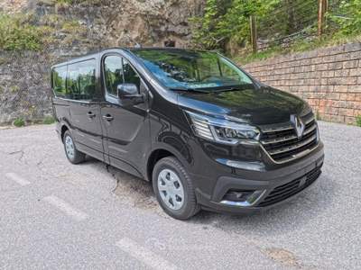Renault Trafic BluedCi 150CV EDC PL-TN Authentic Nero usata Borgo d'Anaunia