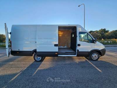 Iveco Daily 35C12V 2.3 Hpi PL-TM-RG Furgone Bianco usata Maruggio