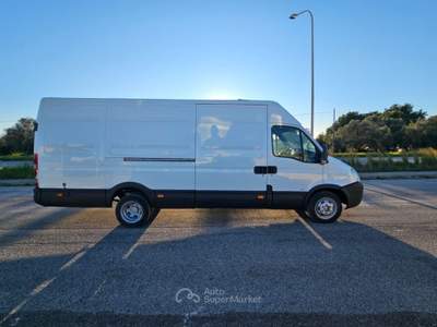 Iveco Daily 35C12V 2.3 Hpi PL-TM-RG Furgone Bianco usata Maruggio