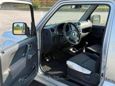 Suzuki Jimny 1.3i 16V cat 4WD JLX Argento usata MONTICELLI BRUSATI