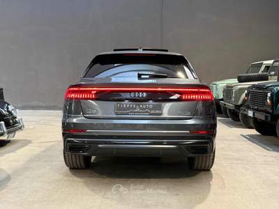 Audi Q8 50 TDI 286 CV quattro Sport Grigio usata Bologna
