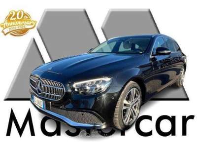 Mercedes-Benz Classe E E SW 300 d mhev (eq-boost) Sport 4matic - GG498ZZ Nero usata Basiliano