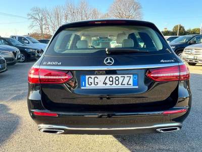 Mercedes-Benz Classe E E SW 300 d mhev (eq-boost) Sport 4matic - GG498ZZ Nero usata Basiliano