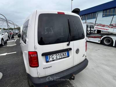 Volkswagen Caddy 2.0 TDI 110cv 4MOTION 4x4 GANCIO - FG216NX Bianco usata Basiliano
