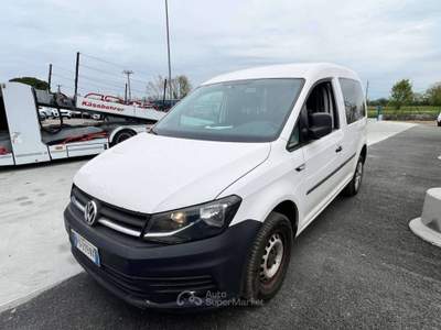 Volkswagen Caddy 2.0 TDI 110cv 4MOTION 4x4 GANCIO - FG216NX Bianco usata Basiliano