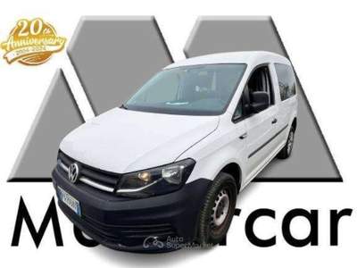 Volkswagen Caddy 2.0 TDI 110cv 4MOTION 4x4 GANCIO - FG216NX Bianco usata Basiliano