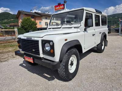 Land Rover Defender 110 2.4 TD4 Station Wagon Bianco usata Lavis
