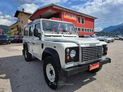 Land Rover Defender 110 2.4 TD4 Station Wagon Bianco usata Lavis