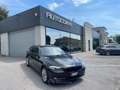 BMW Serie 5 525d Touring xDrive Nero usata Rosà
