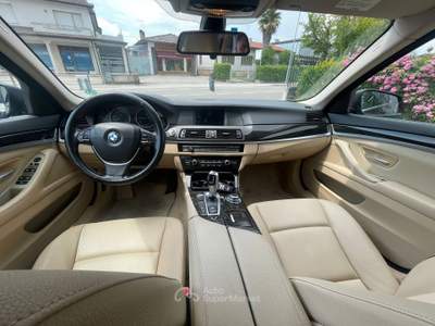 BMW Serie 5 525d Touring xDrive Nero usata Rosà
