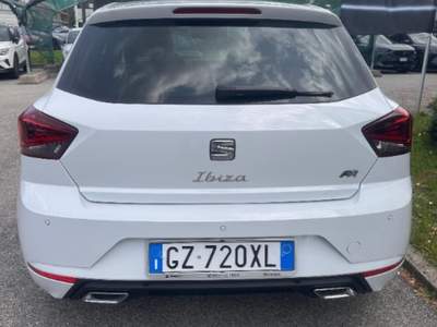 Seat Ibiza 1.0 EcoTSI 95 CV 5 porte FR Bianco usata Castenaso