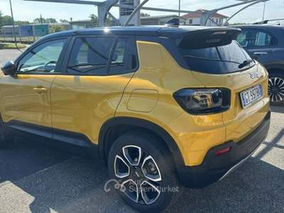 Jeep Avenger Avenger 1.2 Turbo 100 CV Summit Giallo usata Strambino