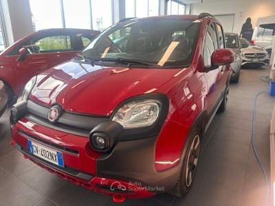 Fiat Panda Panda Cross 1.0 FireFly S&S Hybrid Rosso usata Strambino