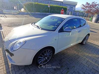 Alfa Romeo MiTo Sempre Box, unico proprietario,no fumatori, no animali. Bianco usata Piossasco