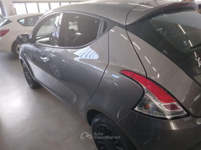 Lancia Ypsilon 1.0 FireFly 5 porte S&S Hybrid Silver Grigio usata Piazzola sul Brenta