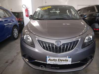 Lancia Ypsilon 1.0 FireFly 5 porte S&S Hybrid Silver Grigio usata Piazzola sul Brenta