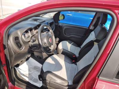 Fiat Panda 1.0 FireFly S&S Hybrid City Cross Rosso usata Piazzola sul Brenta