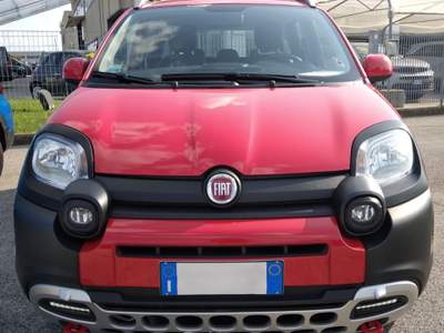 Fiat Panda 1.0 FireFly S&S Hybrid City Cross Rosso usata Piazzola sul Brenta