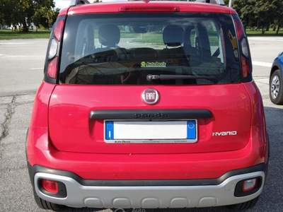 Fiat Panda 1.0 FireFly S&S Hybrid City Cross Rosso usata Piazzola sul Brenta