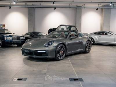Porsche 911 Targa 4S*LIFT*BOSE*ASSE POSTERIORE STERZANTE Verde usata MILANO Porsche 911 Targa 4S*LIFT*BOSE*ASSE POSTERIORE STERZANTE Verde usata MILANO