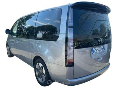 Hyundai Staria 2.2 AT AWD 9 posti Wagon Grigio usata Oderzo