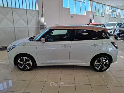Suzuki Swift 1.2 Hybrid Top AT Sakura - Limited Edition Bianco usata Reggio nell'Emilia