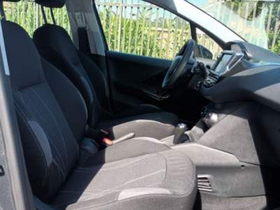 Peugeot 208 1200 PURETECH ACTIVE 82CV 5PORTE AUTOM ITALIA Grigio usata Roma