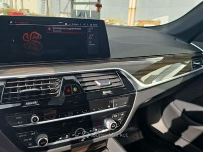 BMW Serie 5 520d 520d XDrive Touring Msport 190cv Grigio usata Messina