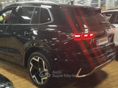 Volkswagen Tiguan 2.0 TDI 150 CV DSG R-Line C/GRIMALDI SP.DAY Nero usata Vigevano